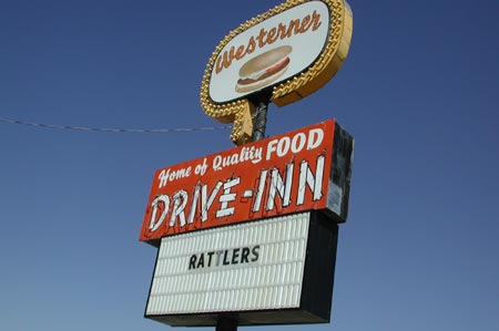 Ba12-DriveInn_Tucumcari