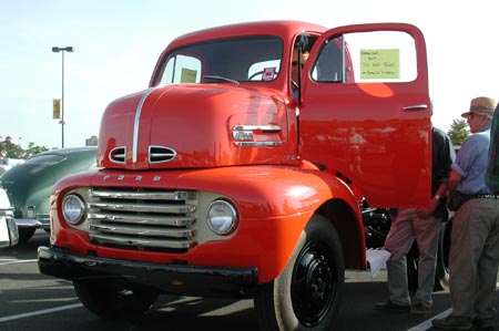 O30-49_Ford_semi