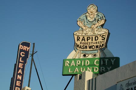 Wa02-RapidCity_SD